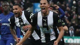  英超-伊萨克大四喜纽卡血洗谢菲尔德联  