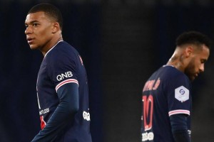  法甲最佳阵容，姆巴佩领衔巴黎四将  