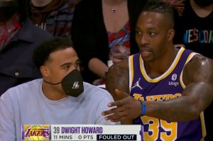  巴特勒三双热火加时险胜尼克斯  