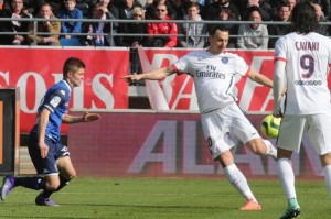  法甲月最佳阵容惊现三名U21小将  