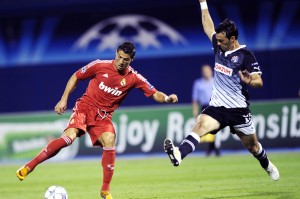  科隆主帅赛后炮轰裁判误判