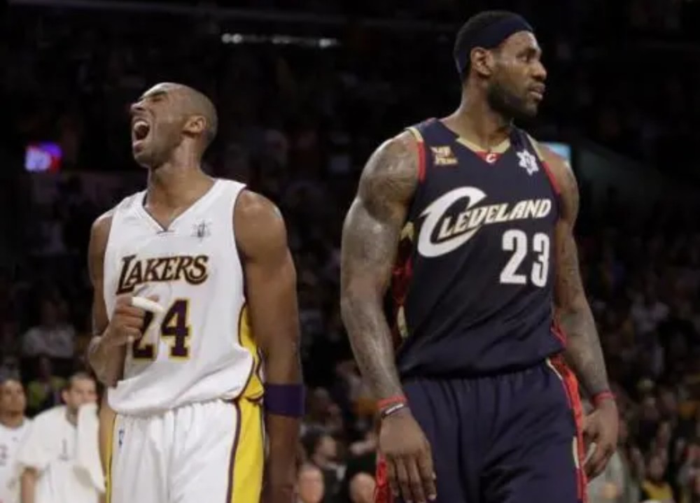  詹姆斯空砍三双湖人惜败掘金  